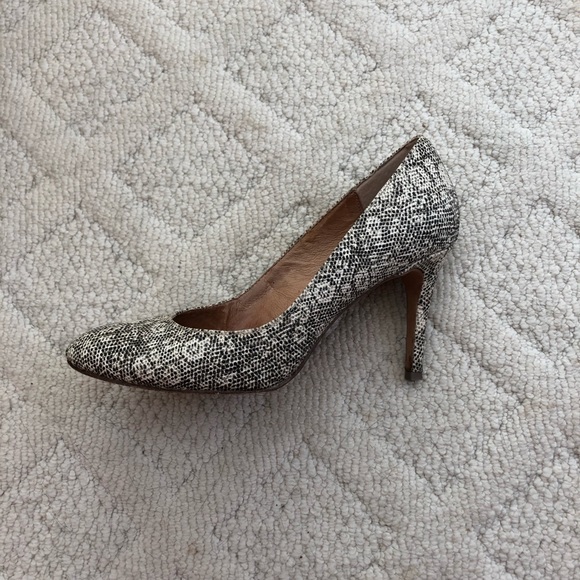 {Corso Como} Gray Webster Snake-Embossed High Heel - Picture 4 of 6